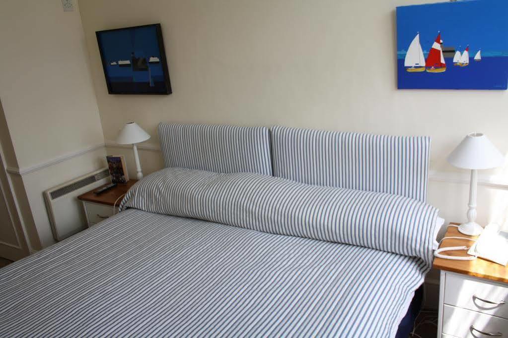 The Seaview Hotel And Restaurant Екстериор снимка